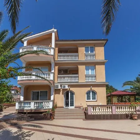 Canaria By Interhome Apartamento *