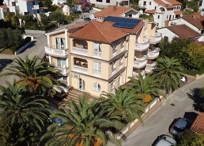 Canaria By Interhome Apartment Pula